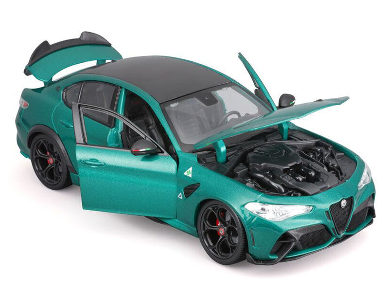 Bburago Alfa Romeo Giulia GTA 1:18 zelená metalíza